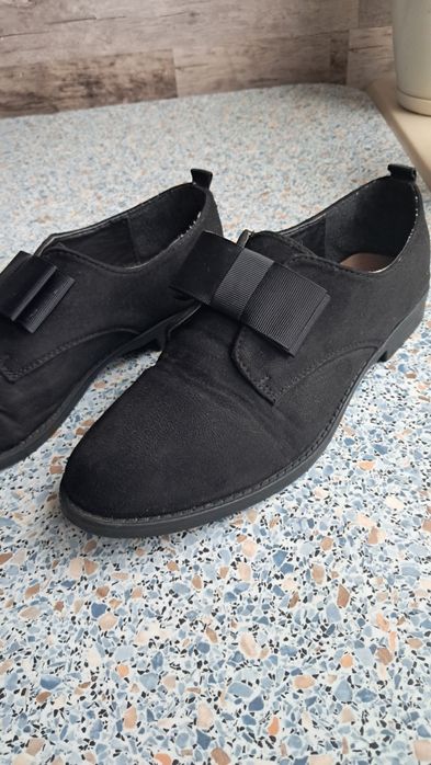 Półbuty dla dziewczyny roz 38