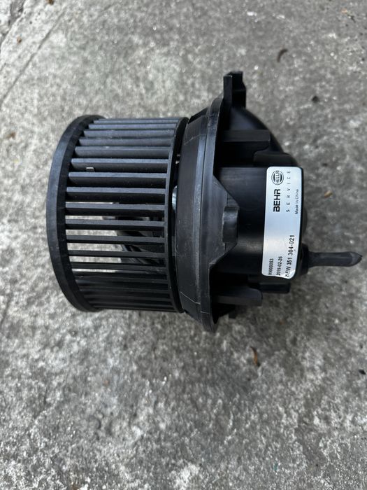 Моторчик вентилятора пічки Мерседес Спрінтер