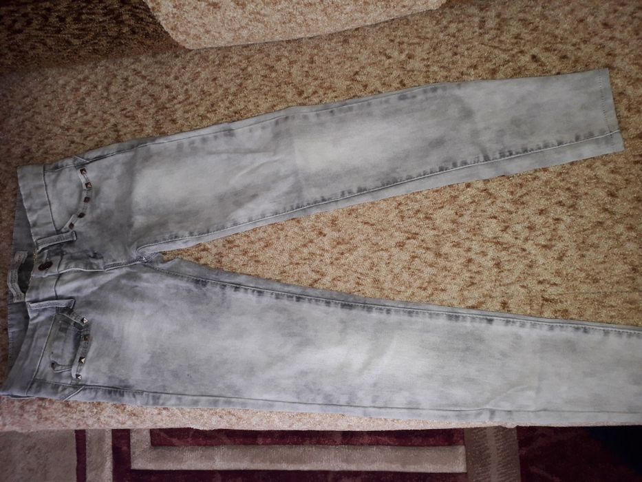 Джинси на дівчинку вибираєм