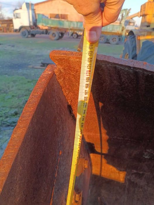 погрузчик навантажувач кун на кировец К 701 комплект ( установка )