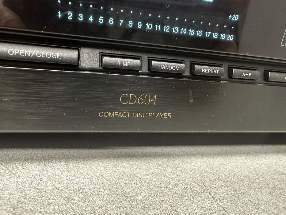 Philips CD604 CD player