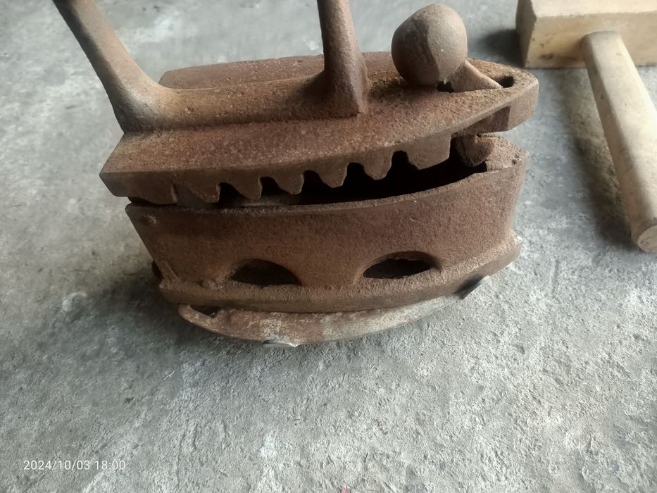 Праска,утюг антикваріат