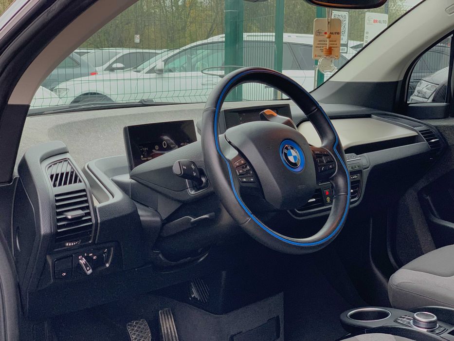 BMW I3 2020 електро 42.2 kWt