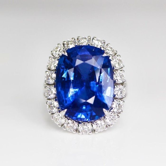 10 ct Royal Blue Szafir Diamenty GIA cert pierścionek zaręczyny