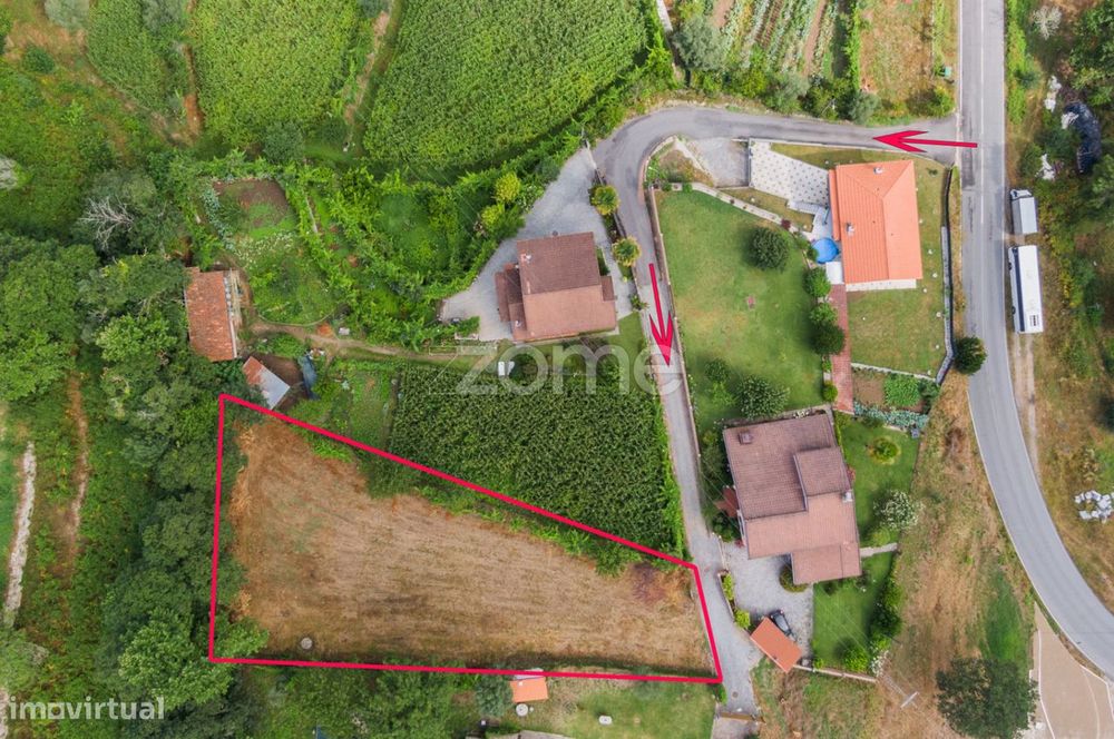 Terreno  c/ 1100 m2, Projeto Aprovado p/ Moradia Térrea