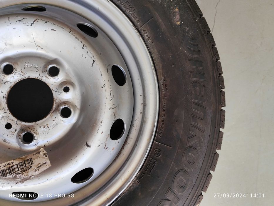 jante para carrinha 15" com pneu 270/70/15