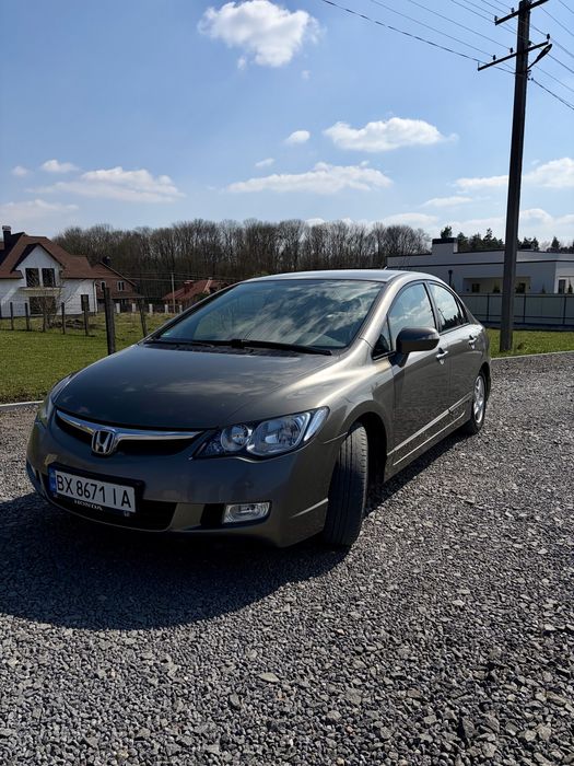 Honda Civic hybrid (нова батарея)