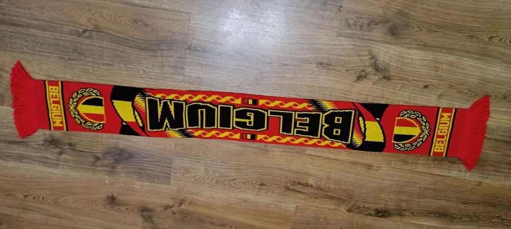 Belgia szalik używany