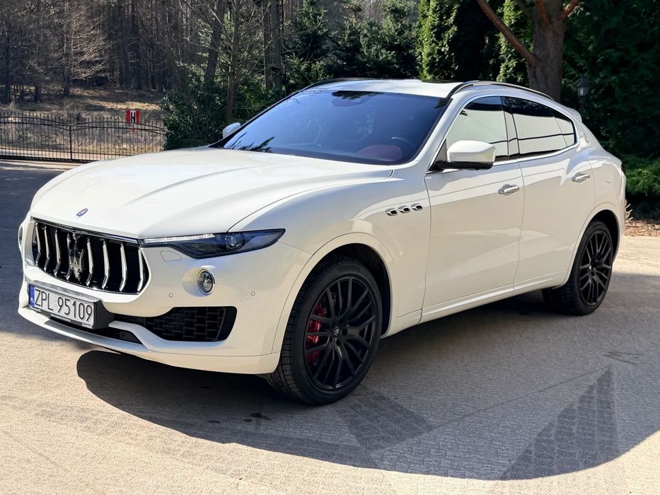 Maserati Levante Maserati Lewante SQ4 Nietuzinkowe Auto