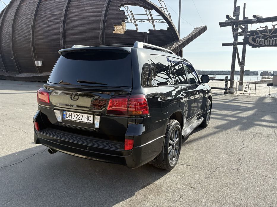 Lexus LX 570 европа  F-sport
