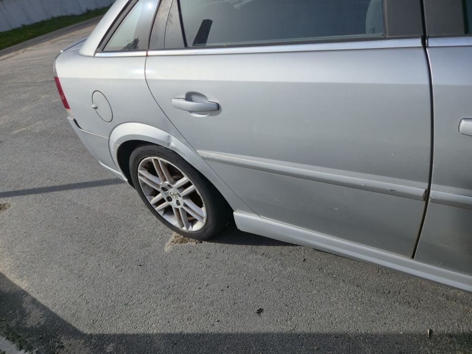 Vendo Opel Vectra GTS 2003 2.2 DTI