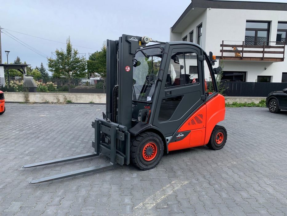Wózek widłowy Linde H35T, TRIPLEX 4.65, rok 2018, pełna kabina , przesuw boczny