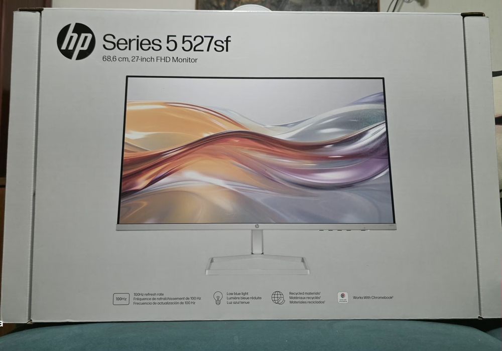 Monitor HP Series 5 527sf
