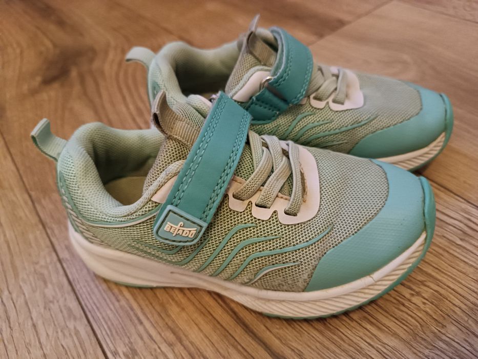 Adidasy befado zielone dziewczynka r.26, dl.wkl. 17