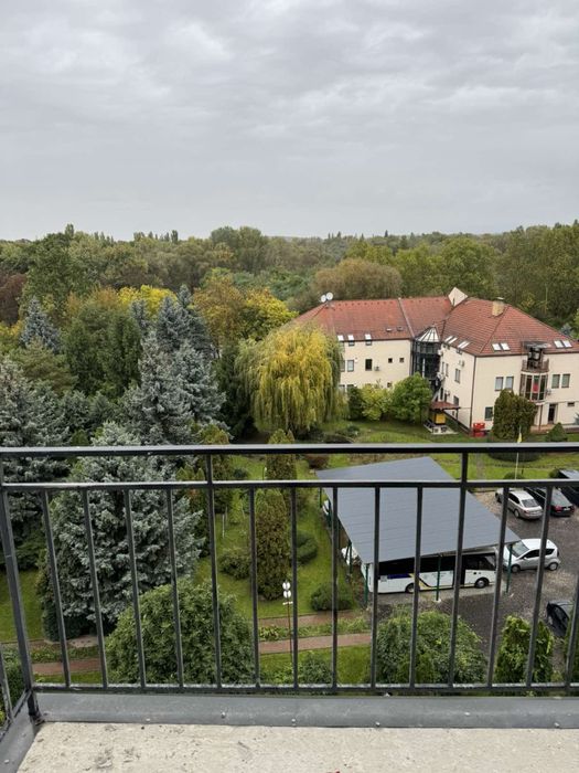 Продається 1,5 кімнатна квартира з виглядом на Парк Боздош