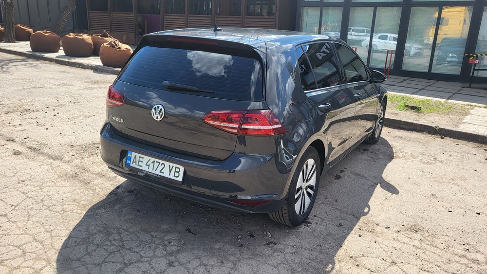 E Golf 2014, 24 кВт от хозяина