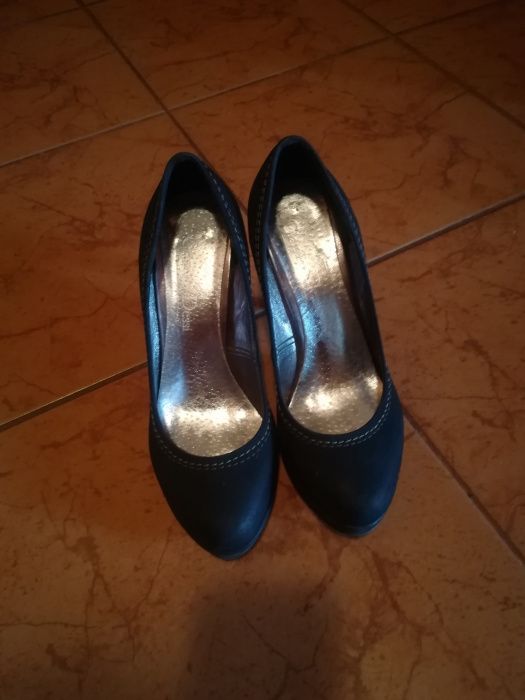 Szpilki Claudio Dessi