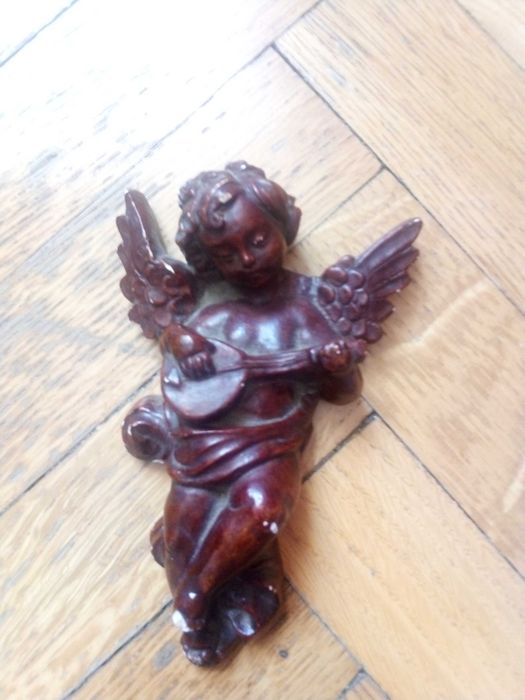Figurka Aniołek grający na mandolinie (13cm) - stan nieidealny
