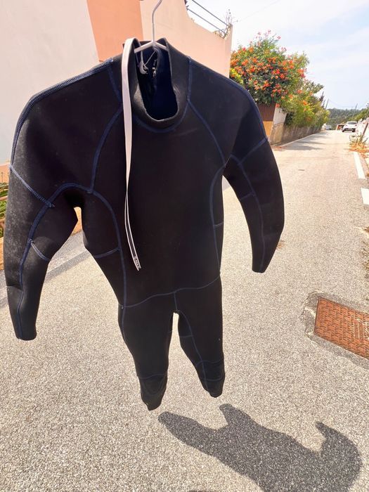 Fato de Windsurf / Surf em Neoprene 2:2 mm – Excelente Estado