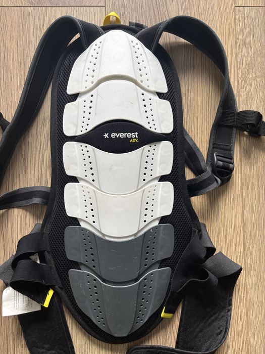 Everest захист спини для катання на лижах р.XS