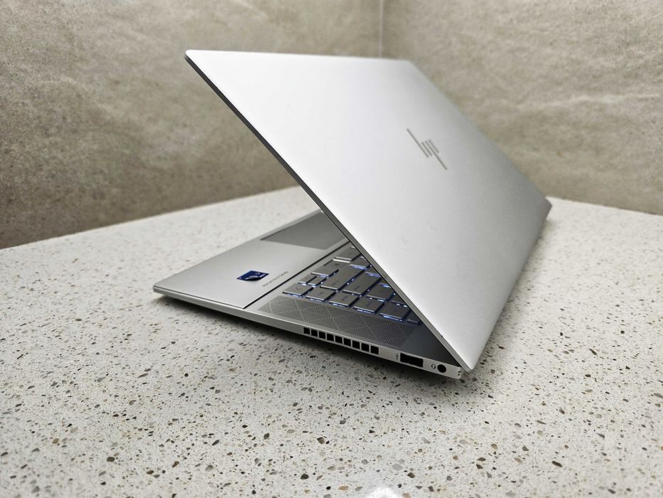 Ігровий ультрабук HP Envy RTX 3060/i7-11800H/16g/512gb