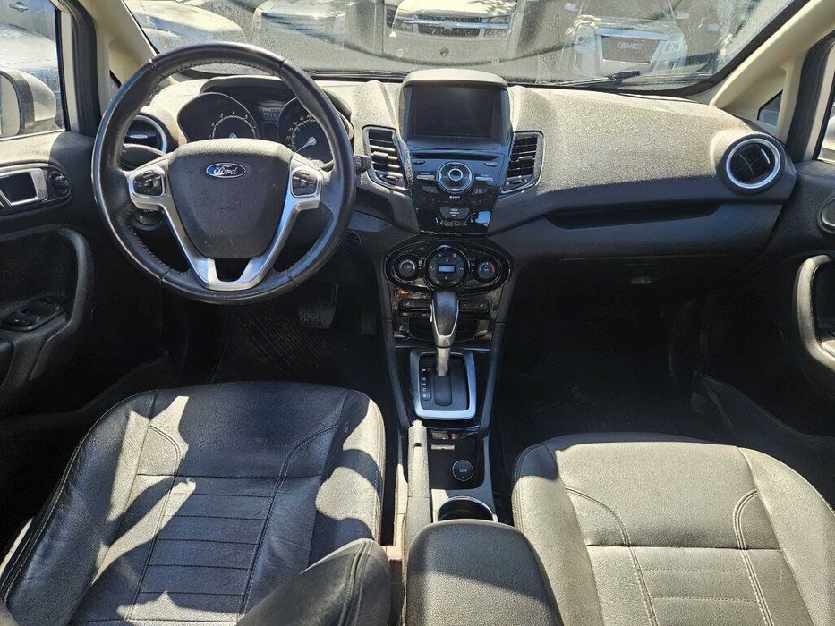 Ford Fiesta Titanium      2016