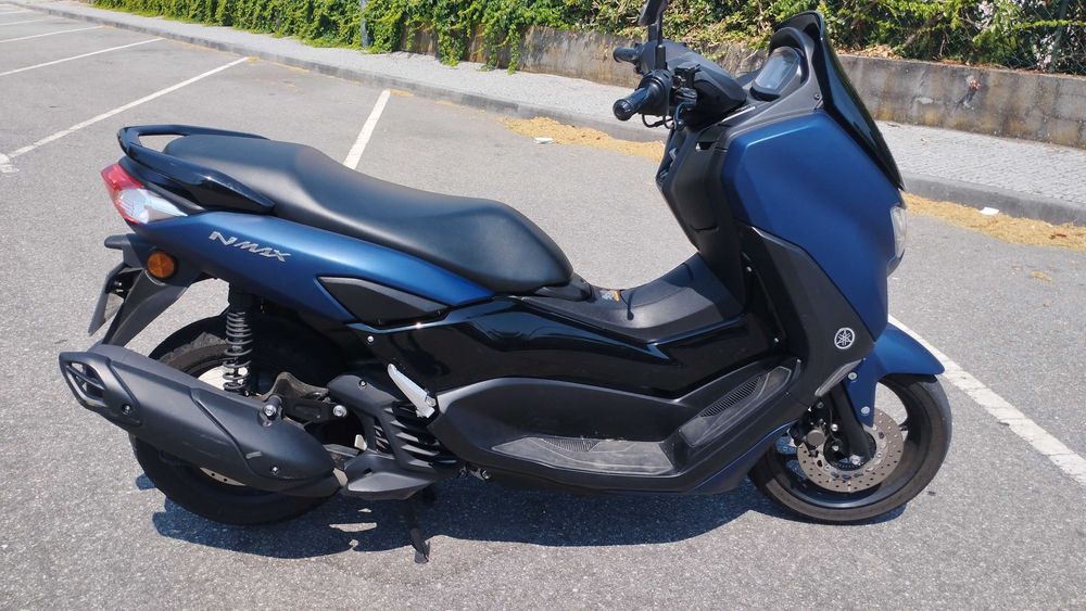 Scooter Yamaha NMax 125 connect bom estado Nov2021