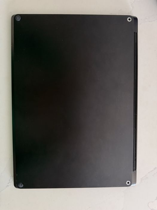 Microsoft surface laptop 4 (13.5” | Intel i5 | 8GB RAM| 512 GB SSD)