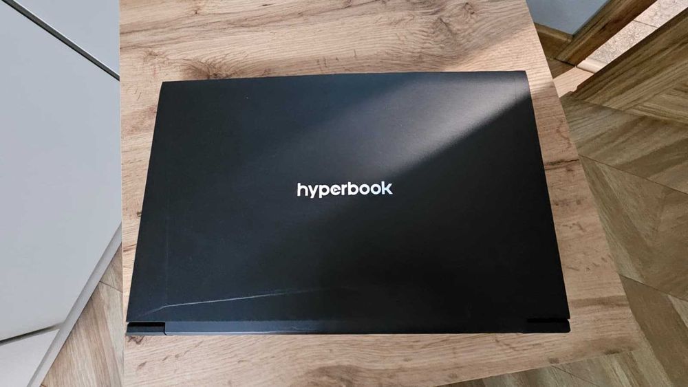 HYPERBOOK Pulsar Z17 ZEN 4800H RTX2060 16GB RAM 2x SSD 256GB 1TB MODY