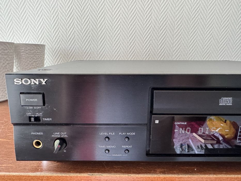 Odrwarzacz cd Sony CDP X202ES