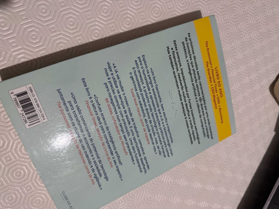 Vendo livro A Próxima Vaga, em excelente estado!