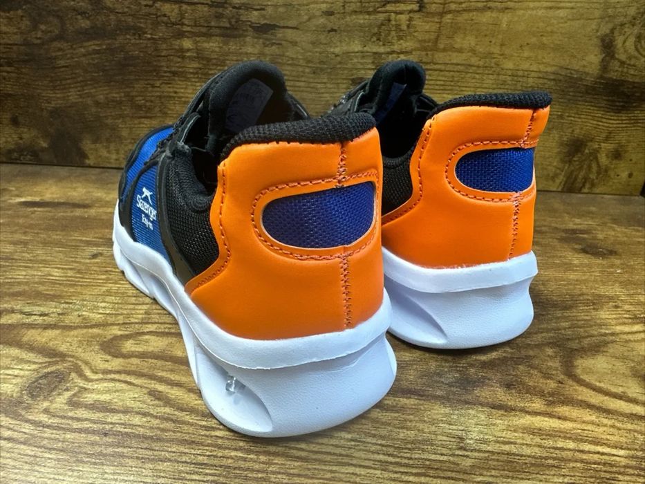 Skazenger buty swiecace wsuwane rozmiar 28 16.5 cm
