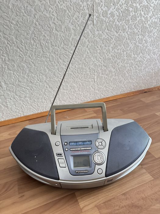 Продам —МАГНИТОЛУ Panasonic!