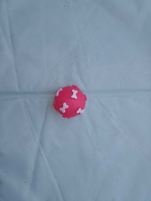Bola com guincho / squeaker
