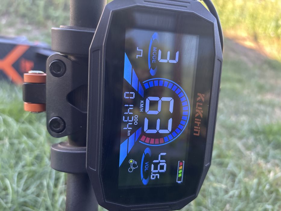 Продам KuKirinG2 max у хорошому стані