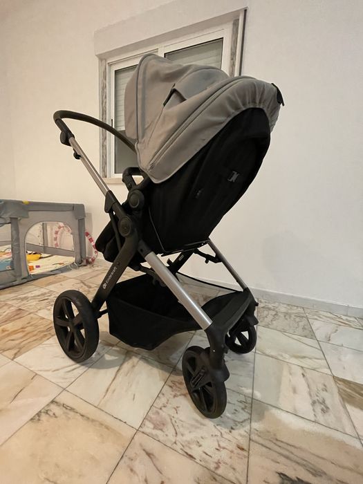 Carrinho de Bebe 3 em 1 Novo