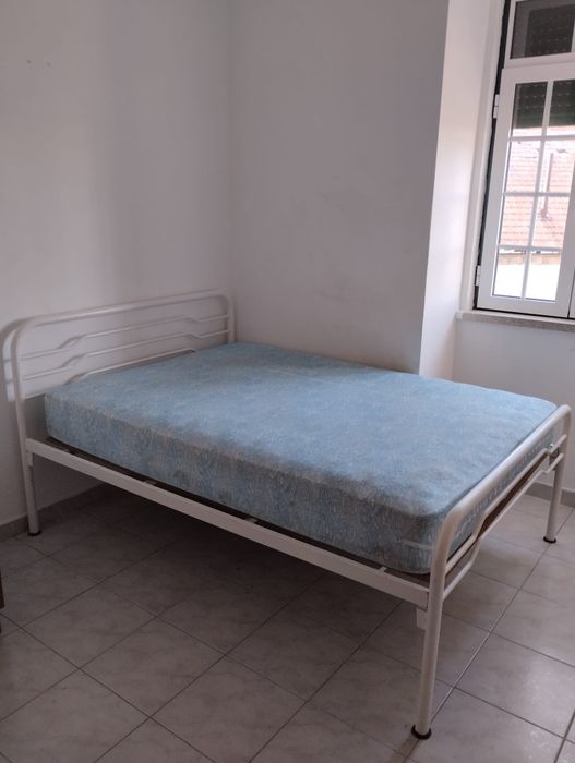 Cama de casal 1,45x1,93