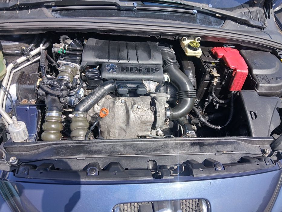 Peugeot  308 1.6 hdi  7 lugares