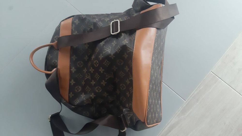 Sprzedam Plecak Louis  Vuitton  stan bardzo dobry