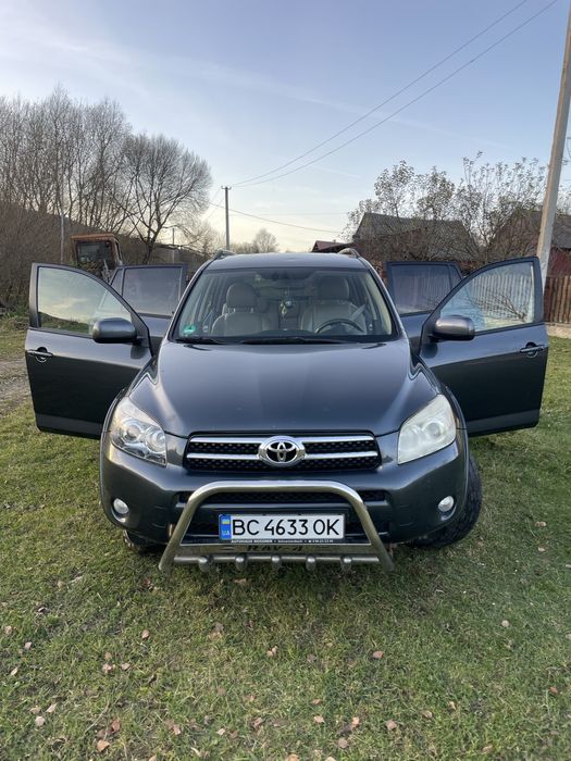 Продам тойота рав 4