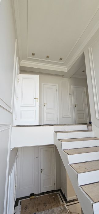 Монтаж міжкімнатних дверей