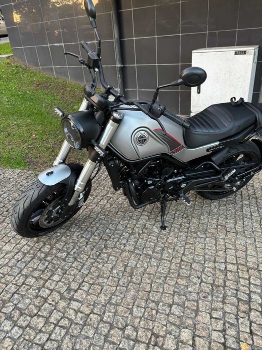 Benelli Leoncino 500