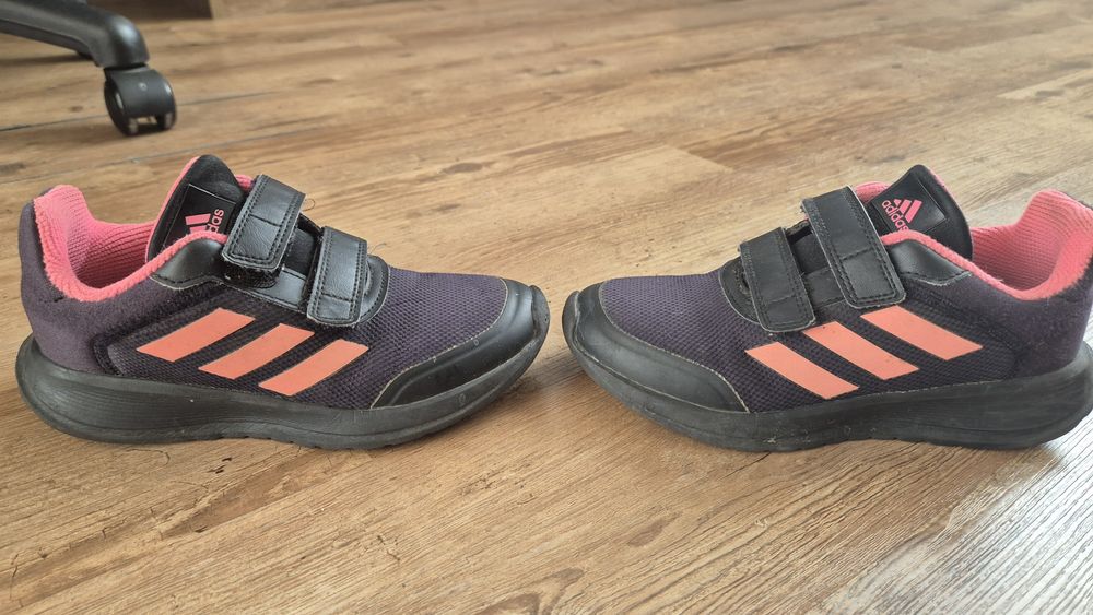 Adidas rozmar 33 Adidiasy 21cm wkładka buty dla dziewczynki