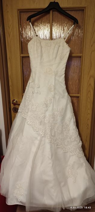 Suknia ślubna z kołem