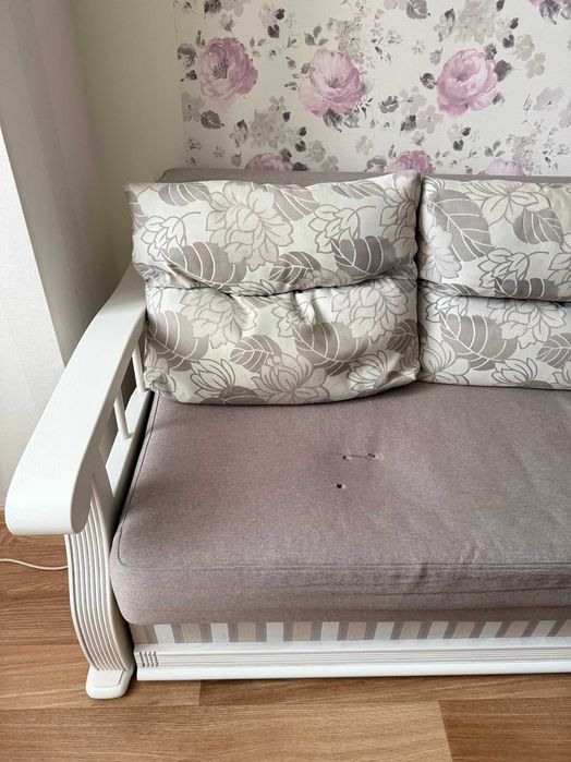 Диван Цезар Константа