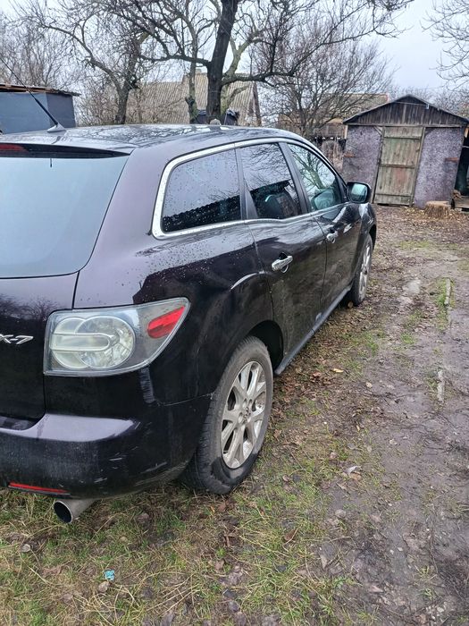 Автомобиль Мазда СХ7
