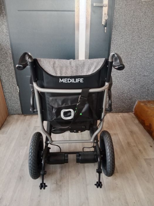 Wózek inwalidzki elektryczny