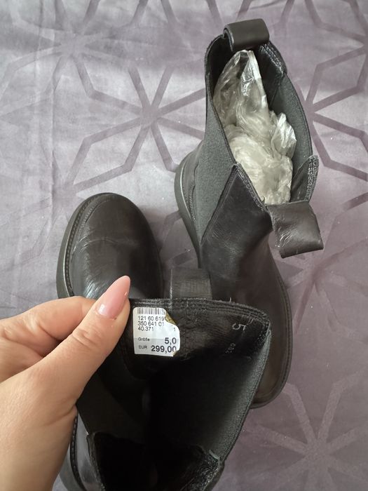 Жіночі челсі шкіра