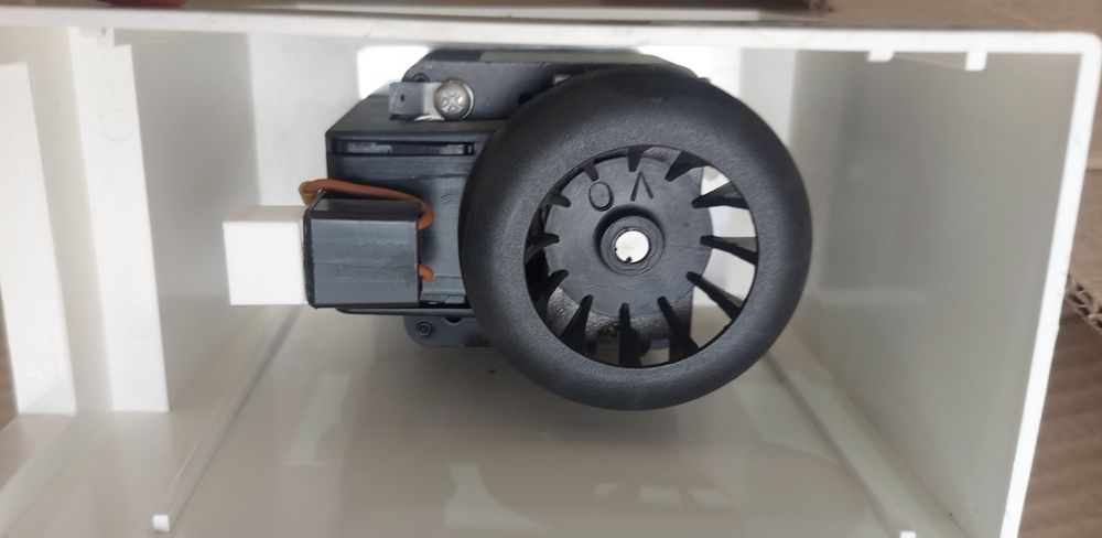 Помпа REBO NR30 насос для льодогенератора Electrolux, Brema