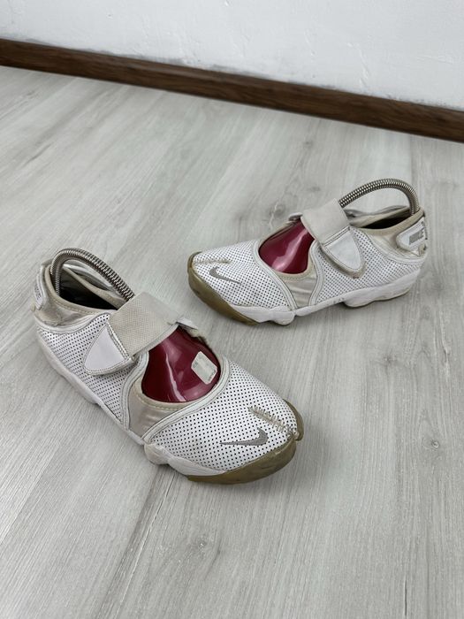 Nike Air Rift Tabi чоловіче взуття сандалі